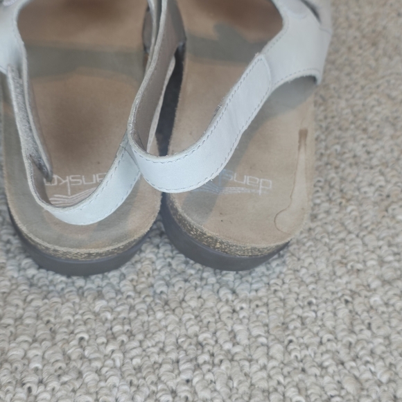 White Dansko Sandals Size 39 - Picture 4 of 5